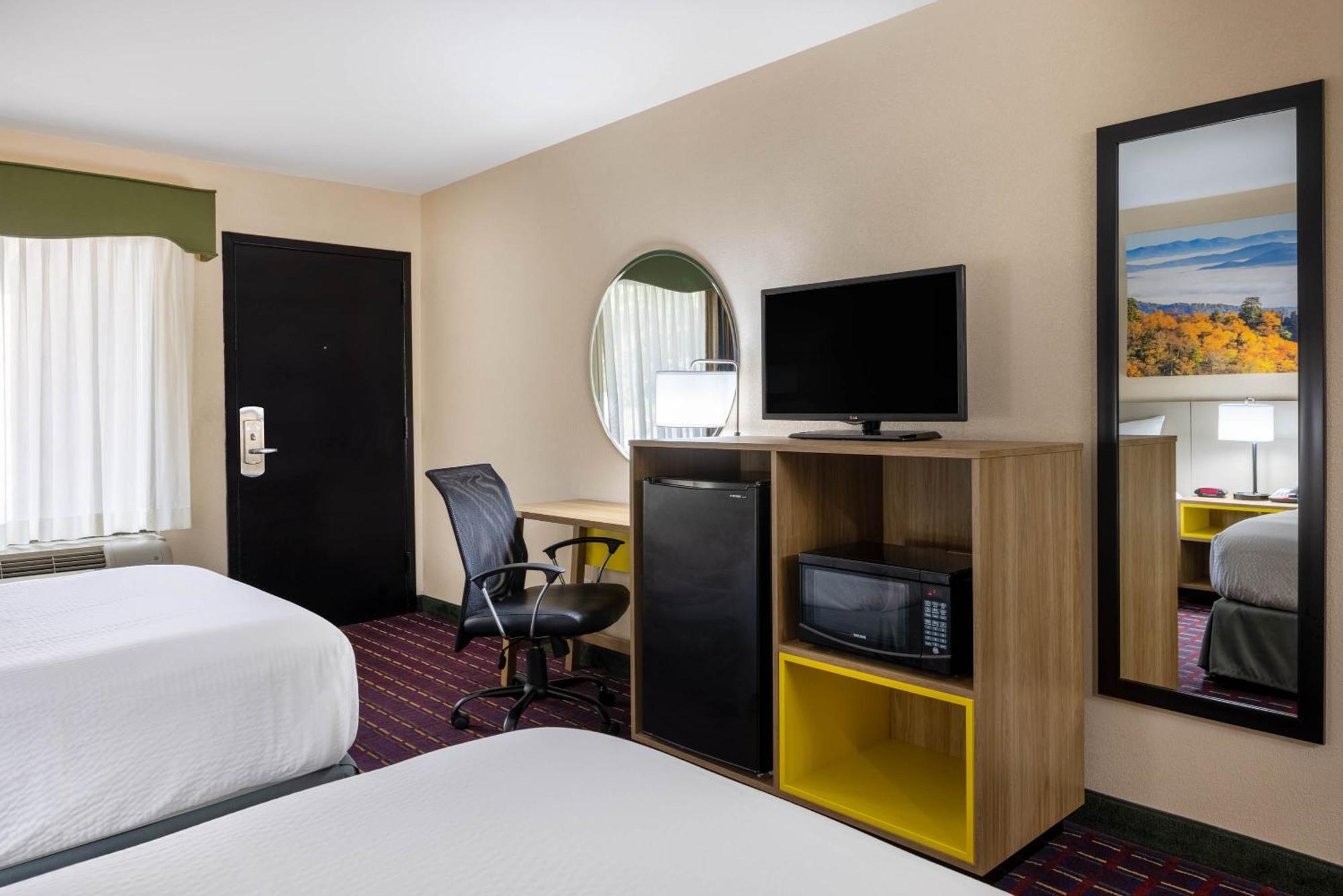 Days Inn By Wyndham Murphy Room photo
